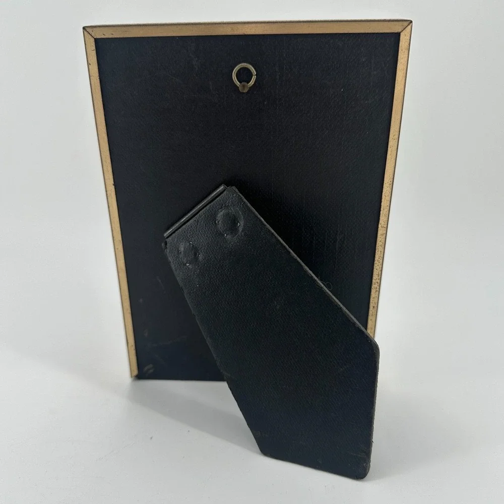 Vintage 5x7 Brass Metal Photo Frame Tabletop Easel Display‎